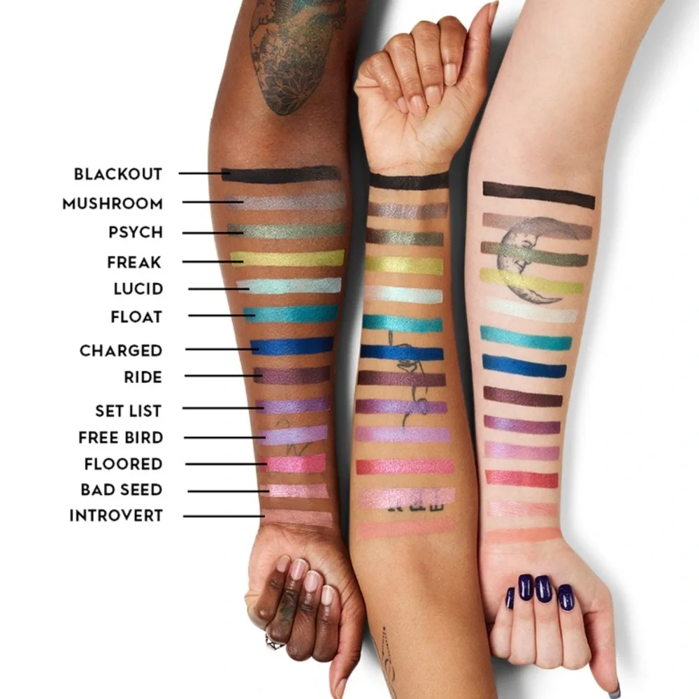 Urban Decay 24/7 Eyeshadow “Bad Seed”